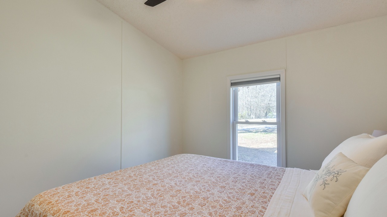 Photo of Bedroom in Seneca