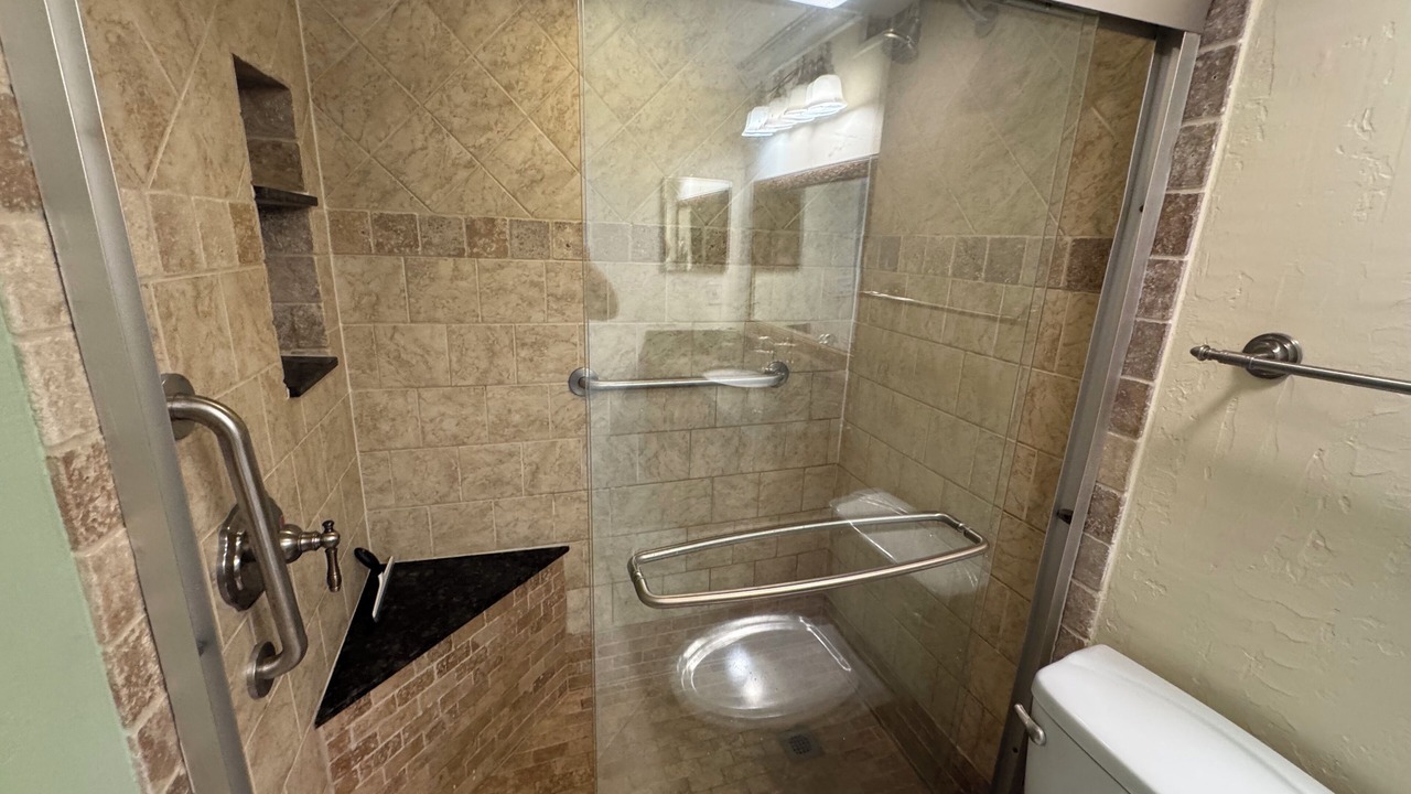 Photo of Bathroom in Hutchinson Island South