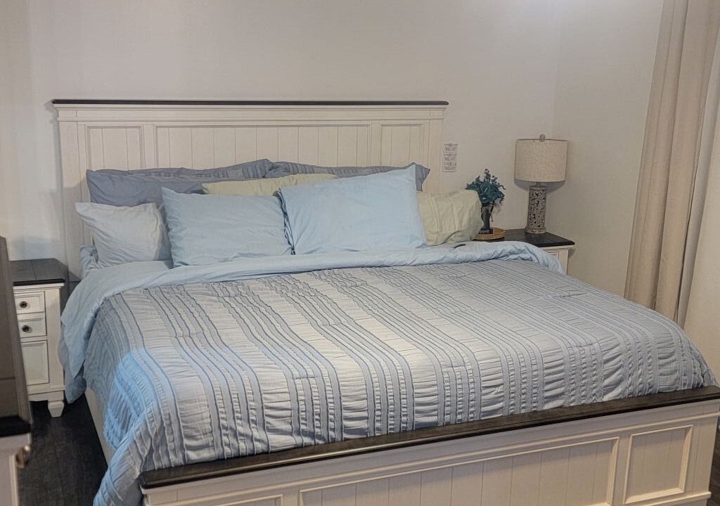 Photo of Bedroom in Martinez