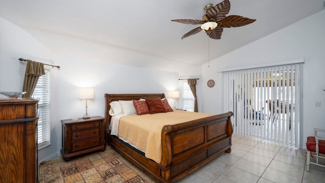 Photo of Bedroom in Wabasso Beach