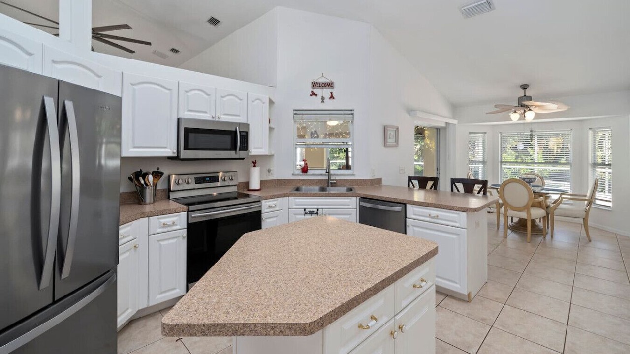 Photo of Kitchen in Wabasso Beach