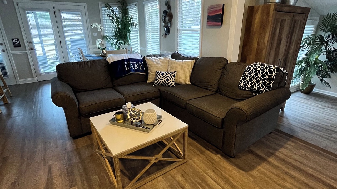 Photo of Livingroom in Inman