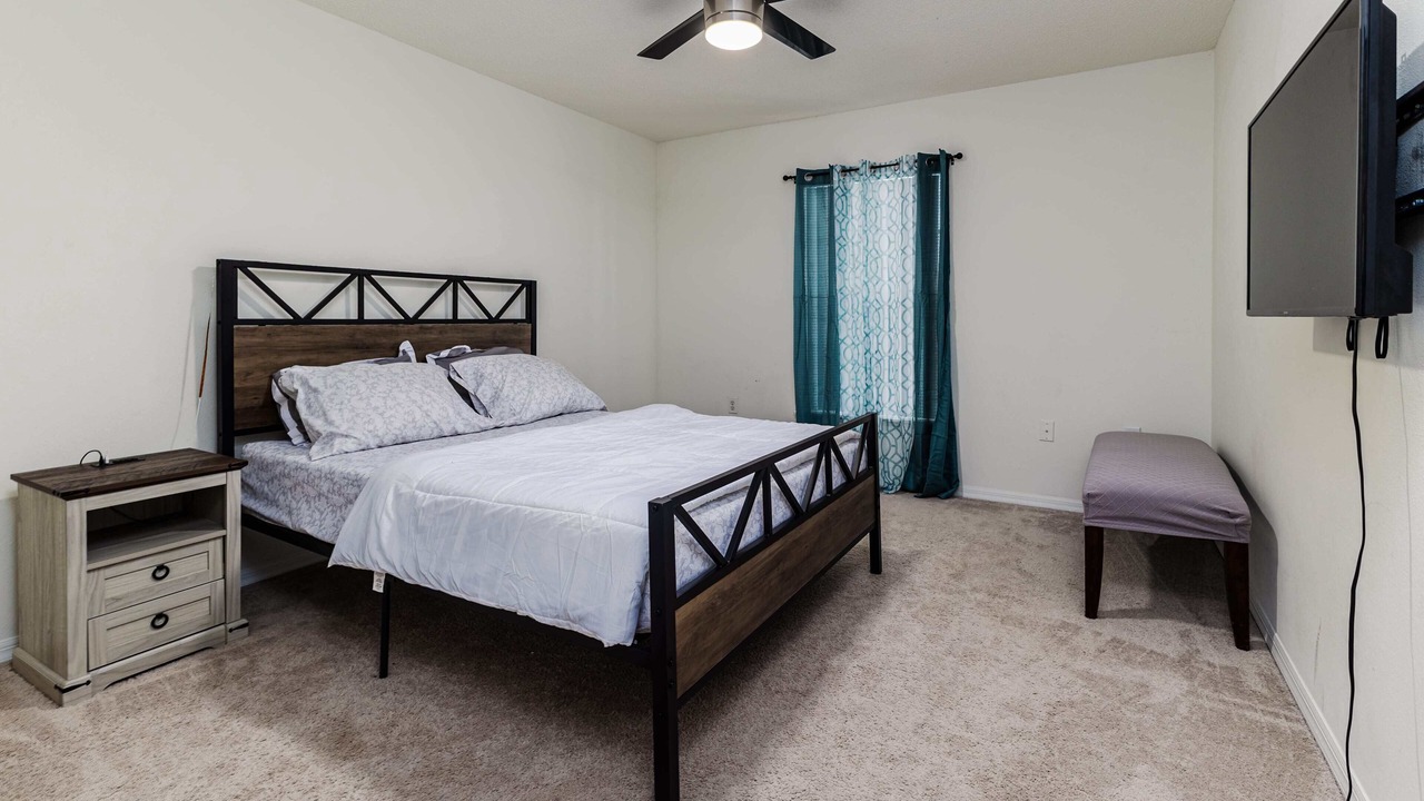 Photo of Bedroom in Winter Haven