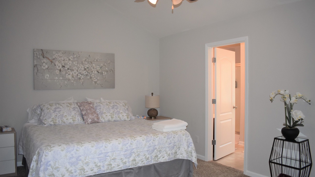 Photo of Bedroom in Braselton