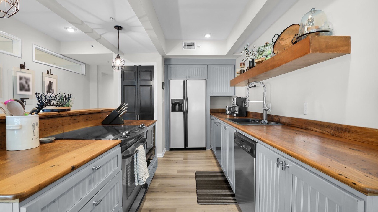 Photo of Kitchen in Historic District - North