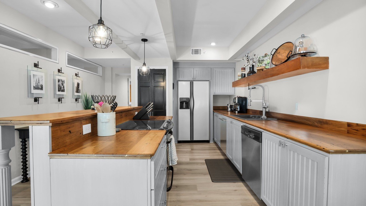 Photo of Kitchen in Historic District - North