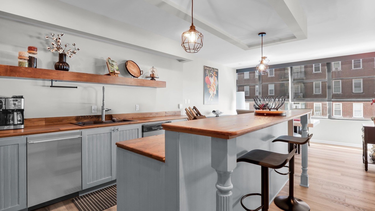 Photo of Kitchen in Historic District - North