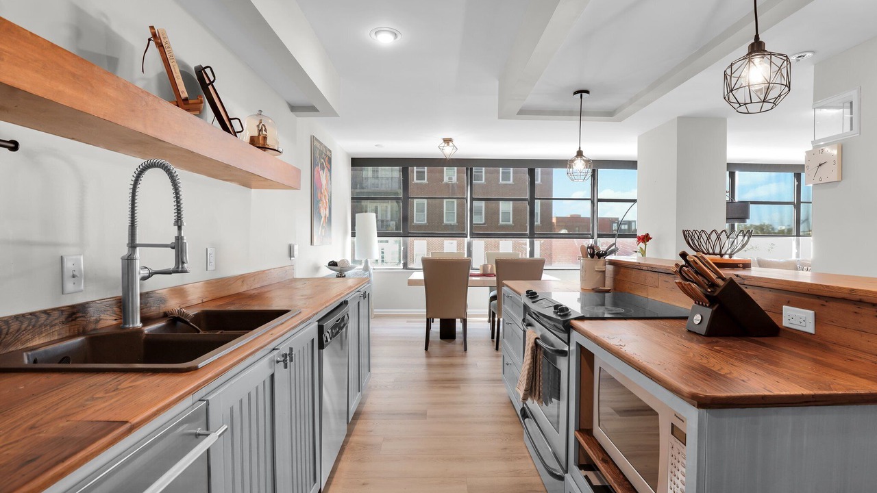 Photo of Kitchen in Historic District - North