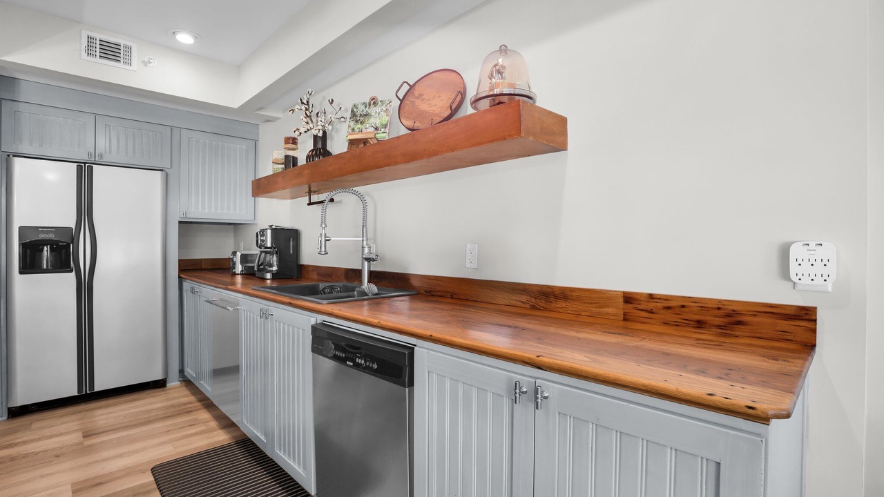 Photo of Kitchen in Historic District - North