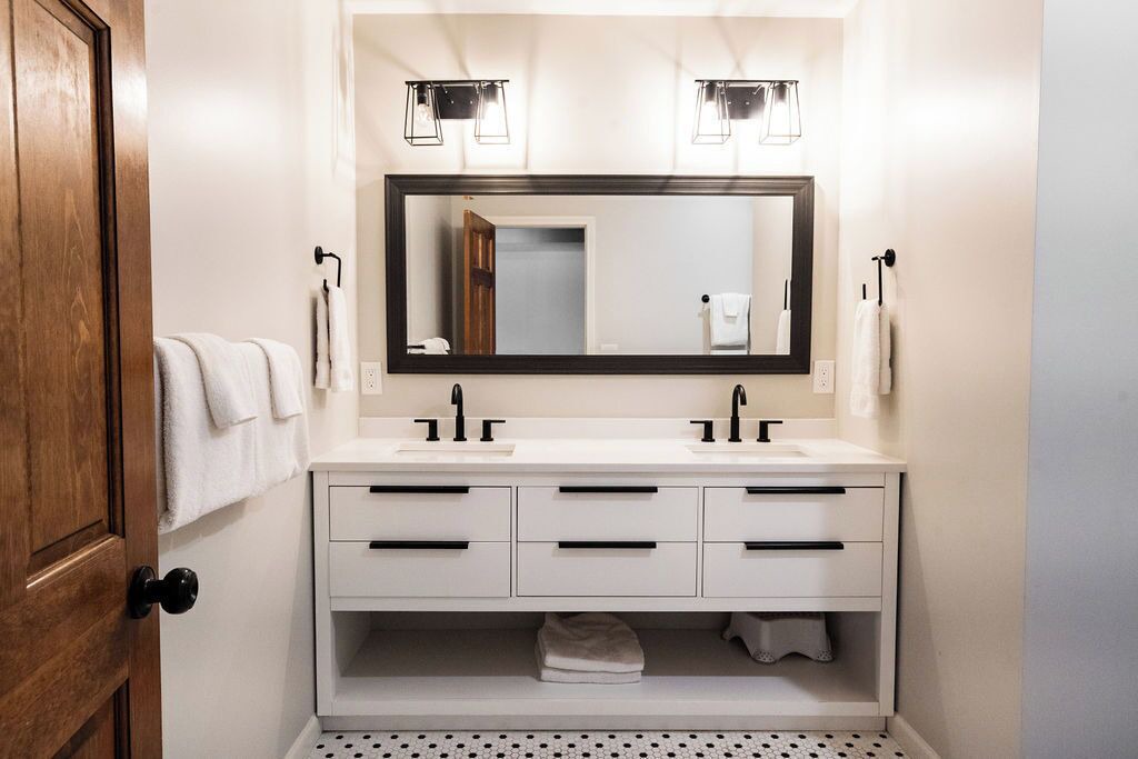 Photo of Bathroom in West Union
