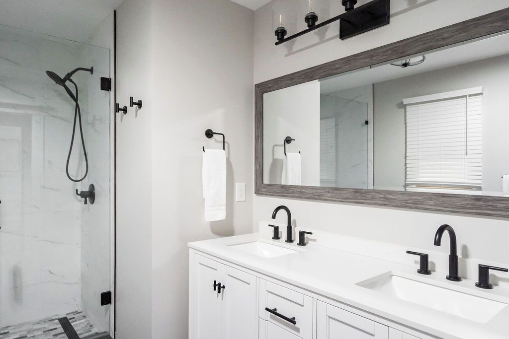 Photo of Bathroom in West Union