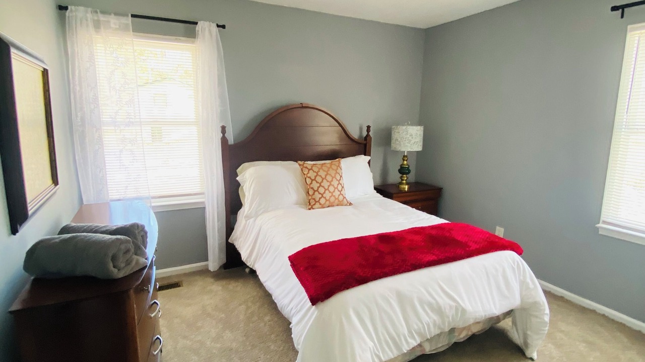 Photo of Bedroom in Southeast Raleigh