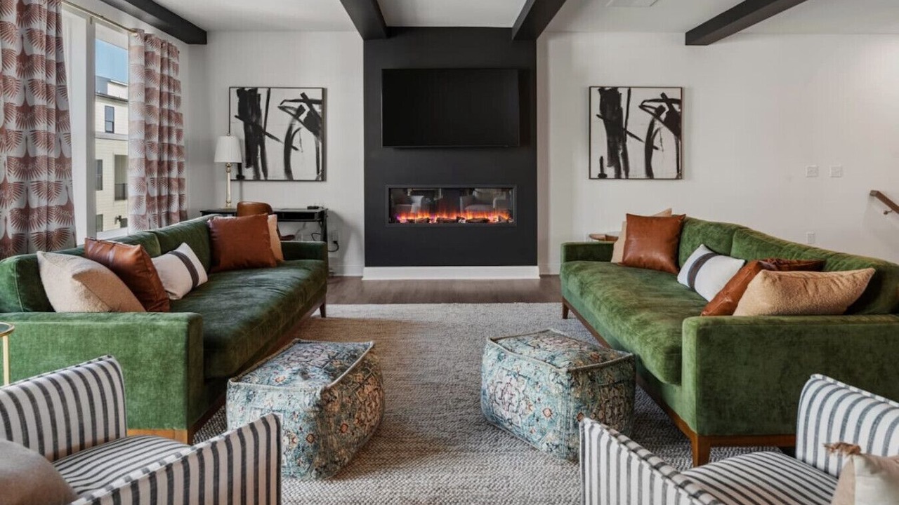 Photo of Livingroom in Downtown