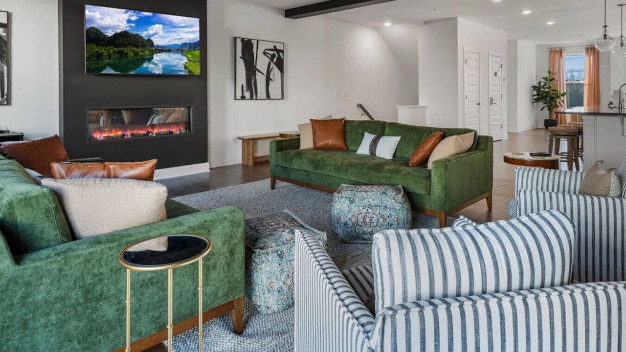 Photo of Livingroom in Downtown