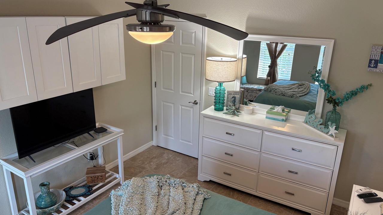Photo of Bedroom in Isles of Capri