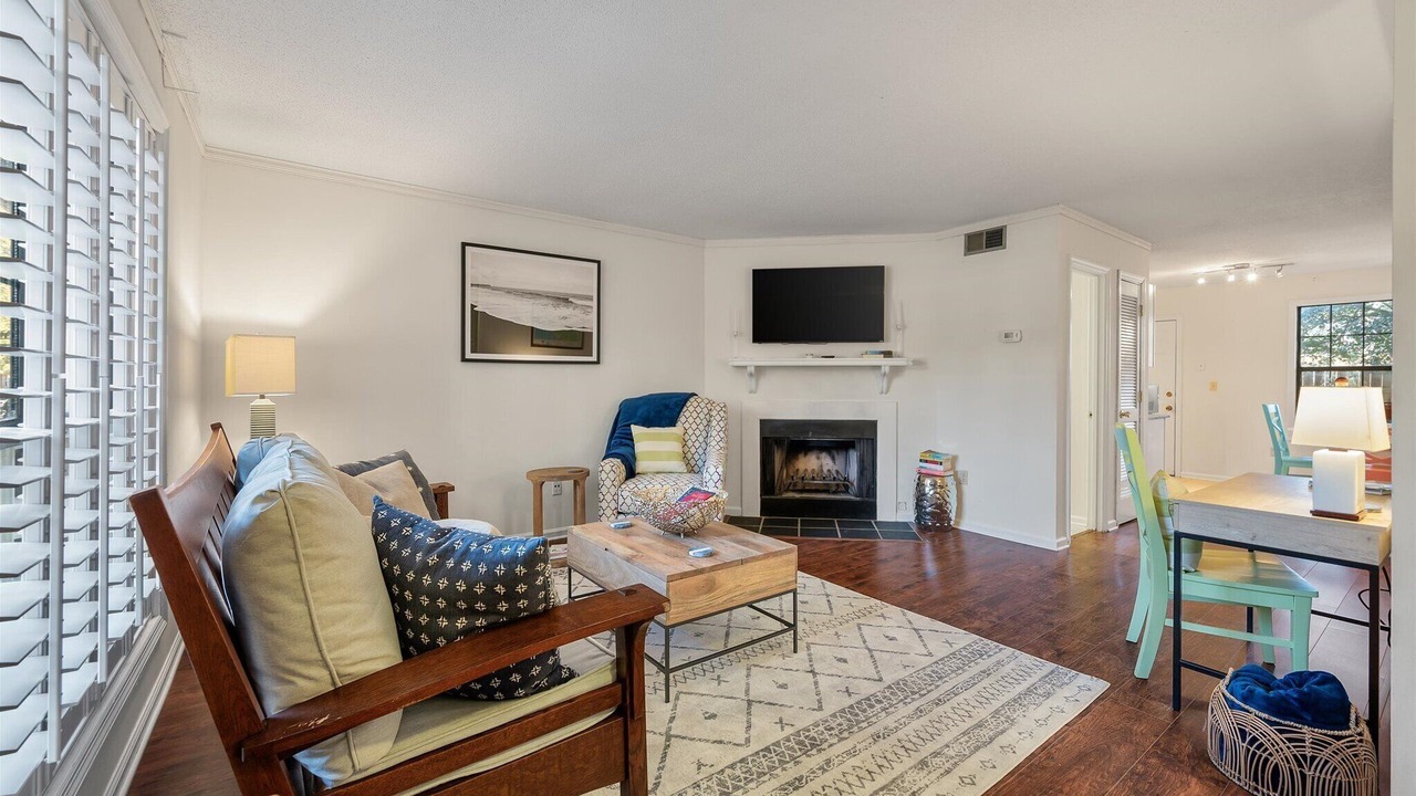 Photo of Livingroom in Charleston