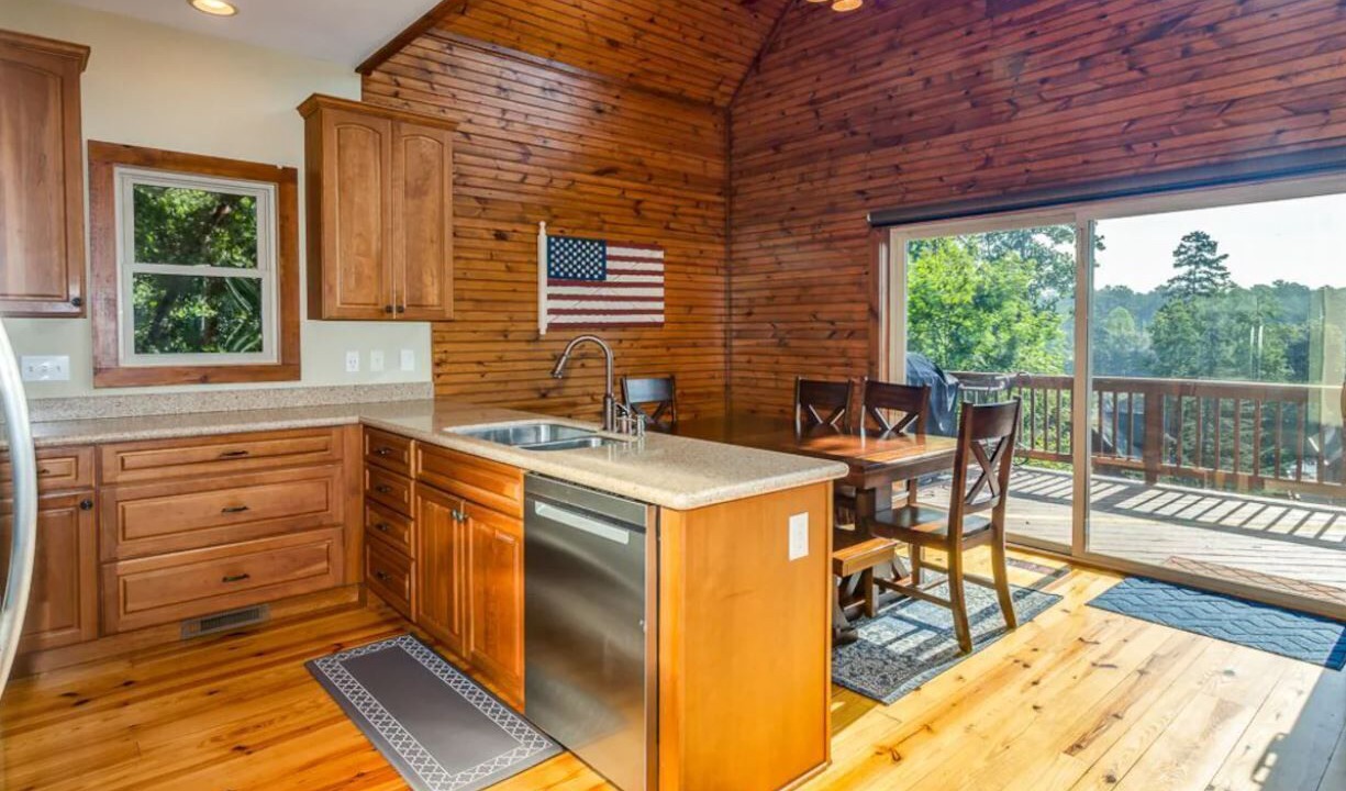 Photo of Kitchen in Saxony Forest