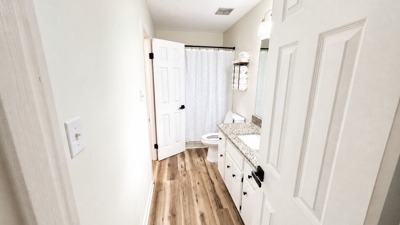 Photo of Bathroom in Martinez