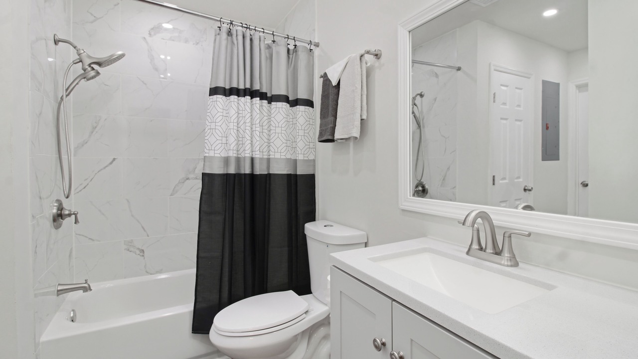 Photo of Bathroom in Garden City