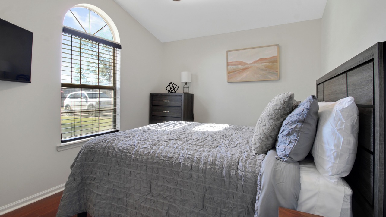 Photo of Bedroom in Garden City