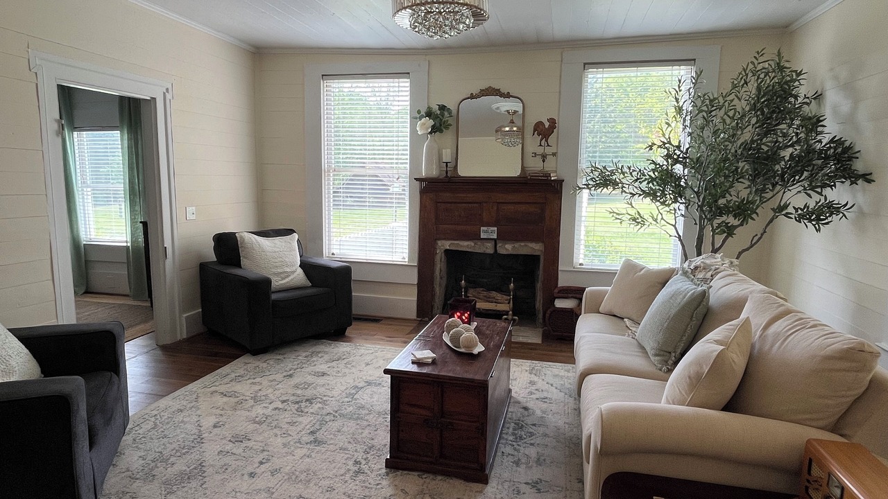 Photo of Livingroom in Jefferson