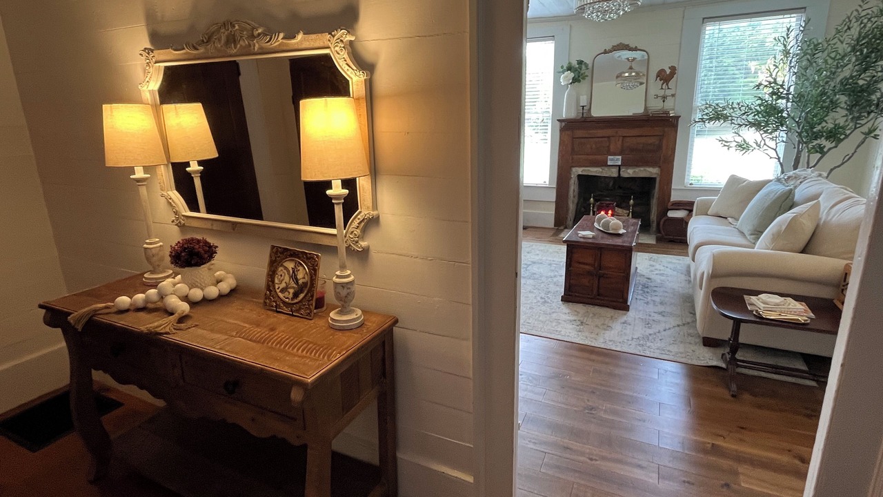 Photo of Livingroom in Jefferson