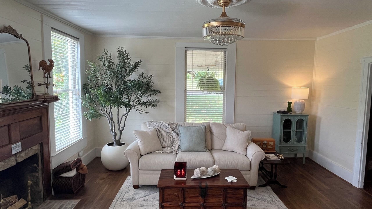 Photo of Livingroom in Jefferson