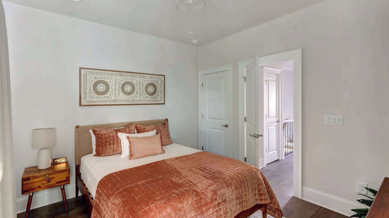 Photo of Bedroom in Hitch Village - Fred Wessels Homes