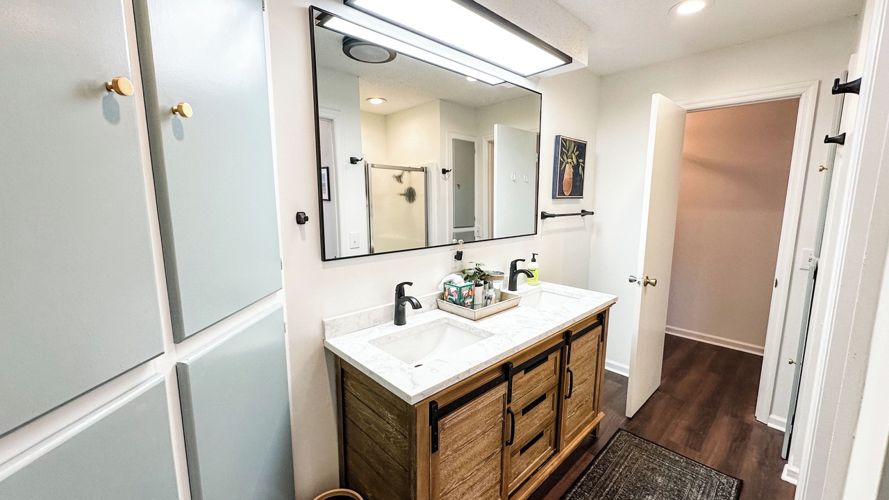 Photo of Bathroom in Cross