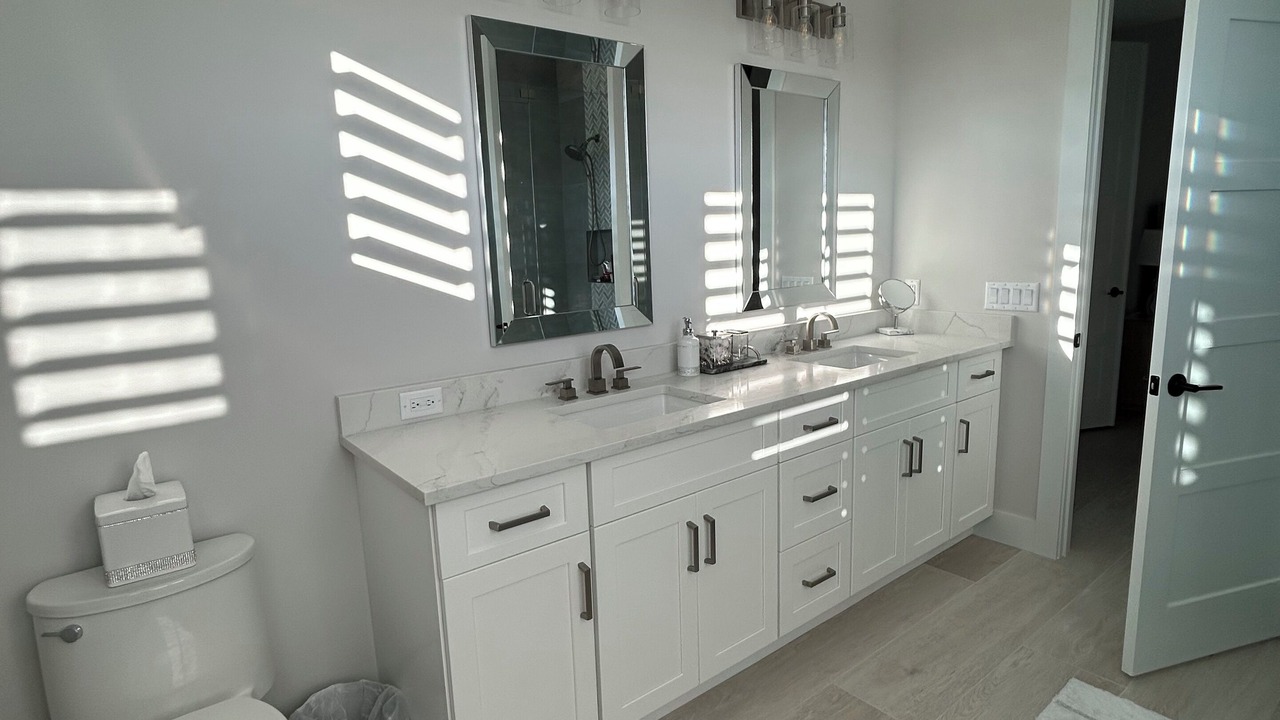 Photo of Bathroom in Isles of Capri