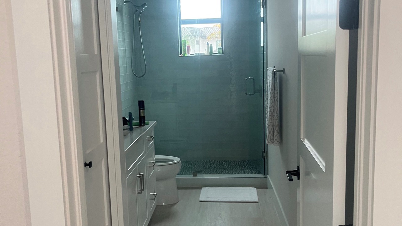 Photo of Bathroom in Isles of Capri