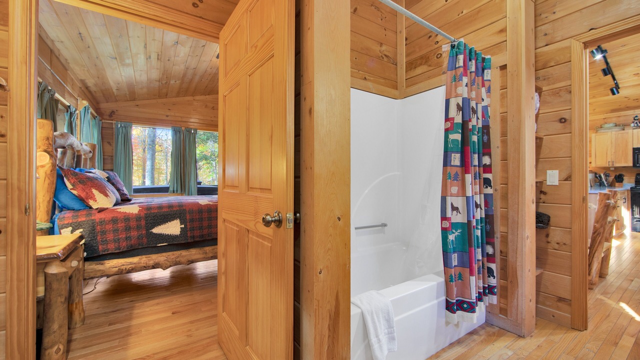 Photo of Bedroom in Bryson City