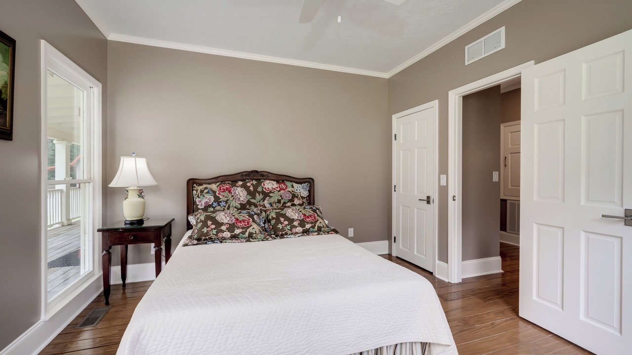 Photo of Bedroom in Aiken