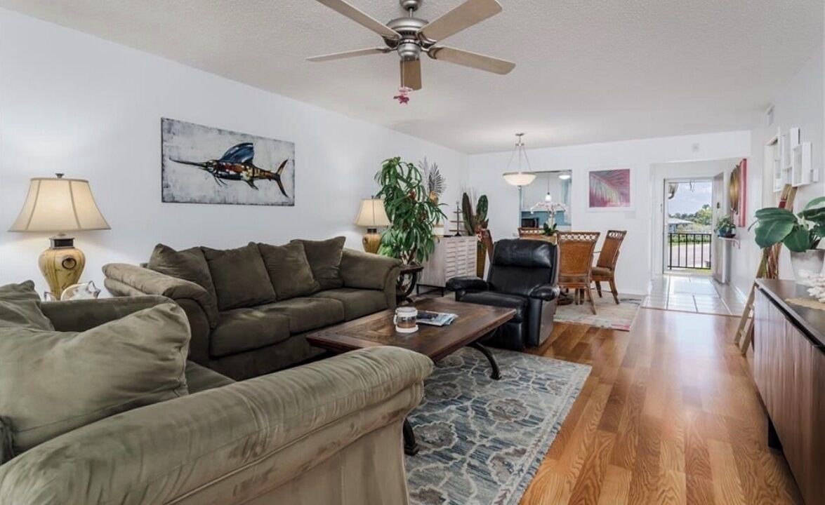 Photo of Livingroom in Lely Golf Estates