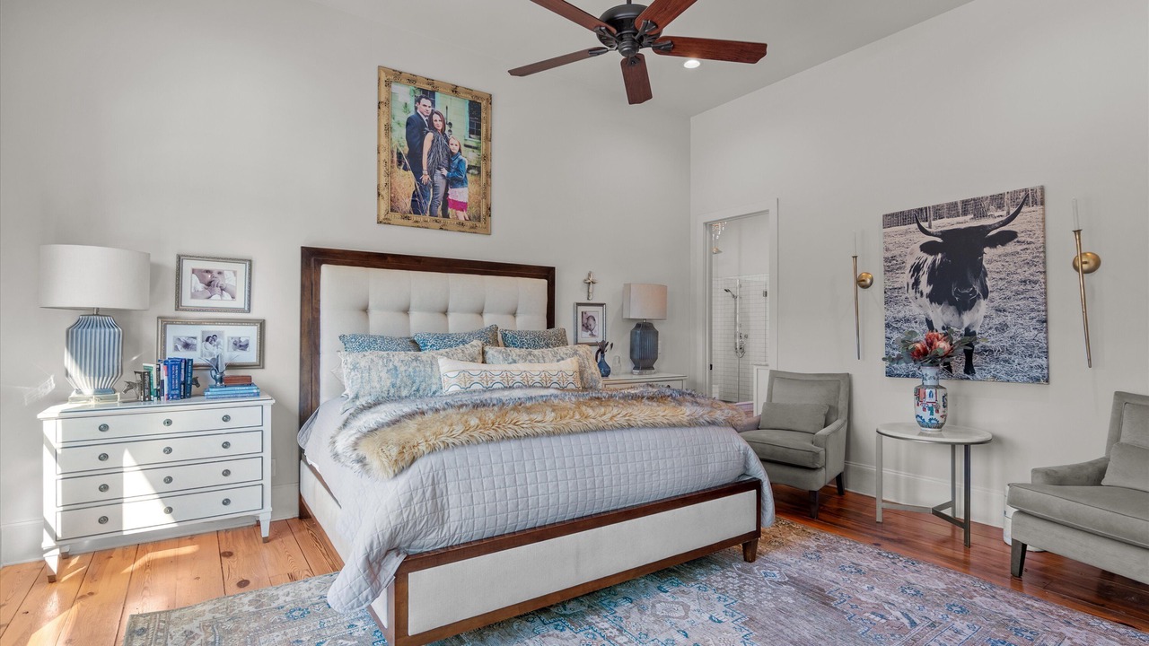 Photo of Bedroom in Appling