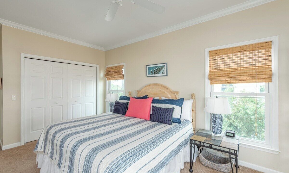 Photo of Bedroom in Oceanmarsh Subdivision