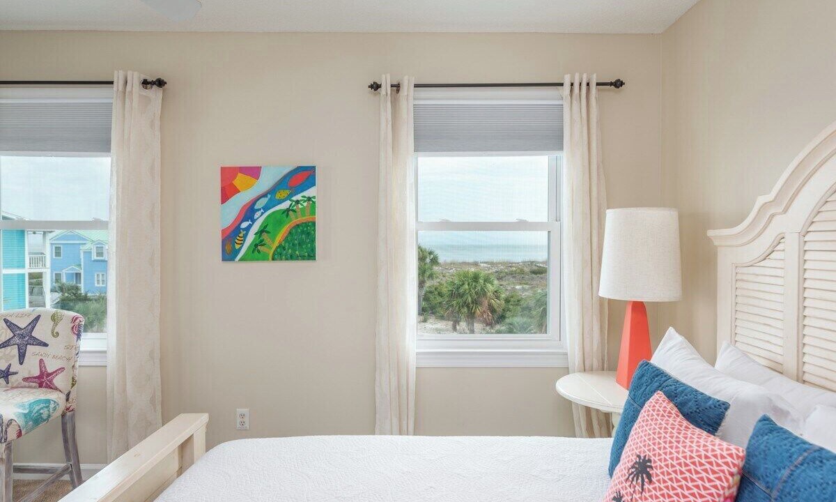 Photo of Bedroom in Oceanmarsh Subdivision