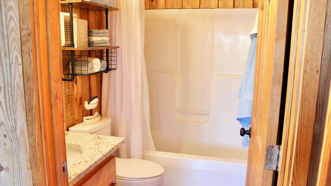 Photo of Bathroom in Six Mile