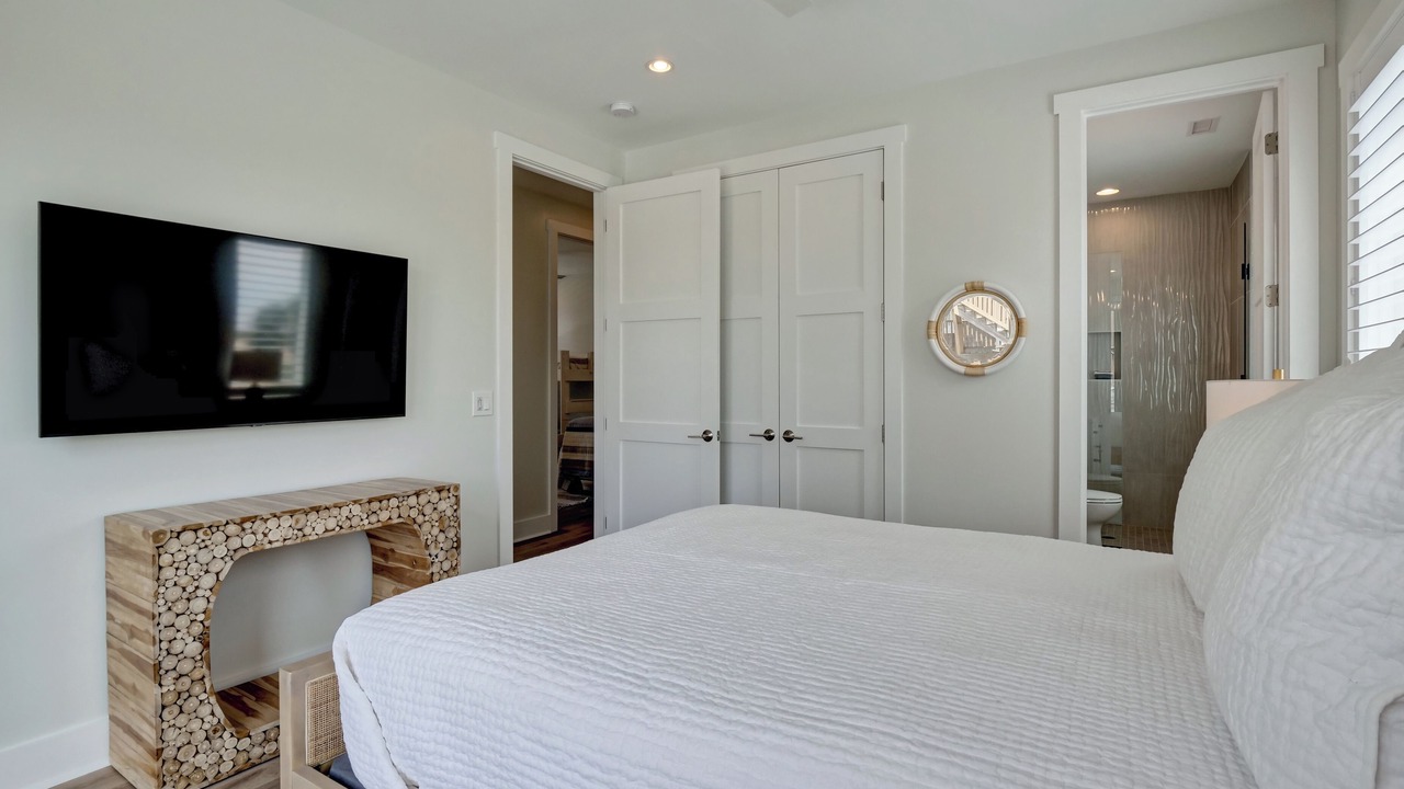 Photo of Bedroom in Wrightsville Beach