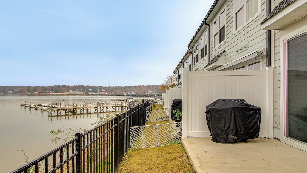 Photo of Outdoor in Greenwood