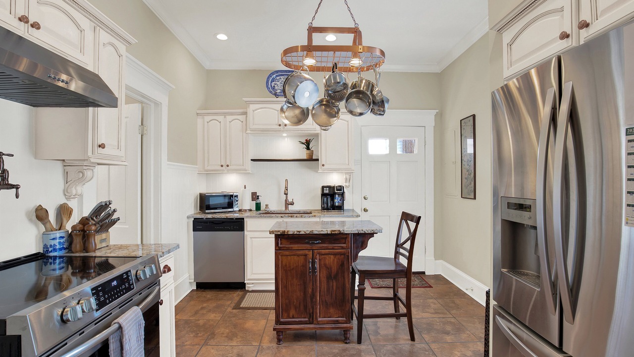 Photo of Kitchen in Metropolitan