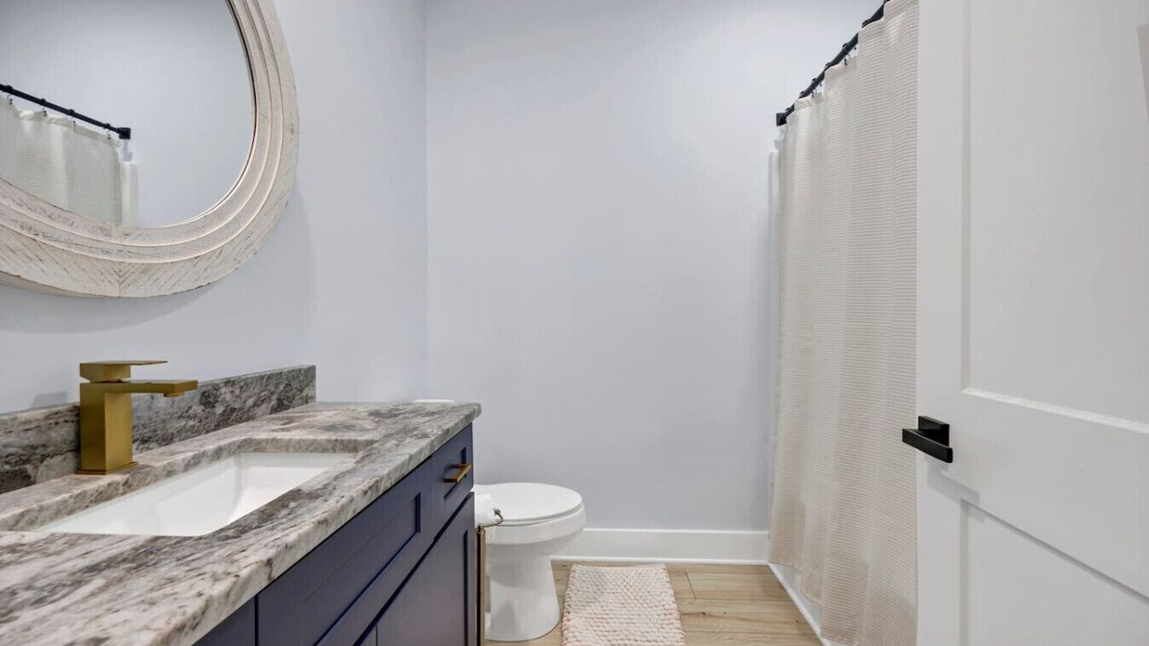 Photo of Bathroom in Saluda