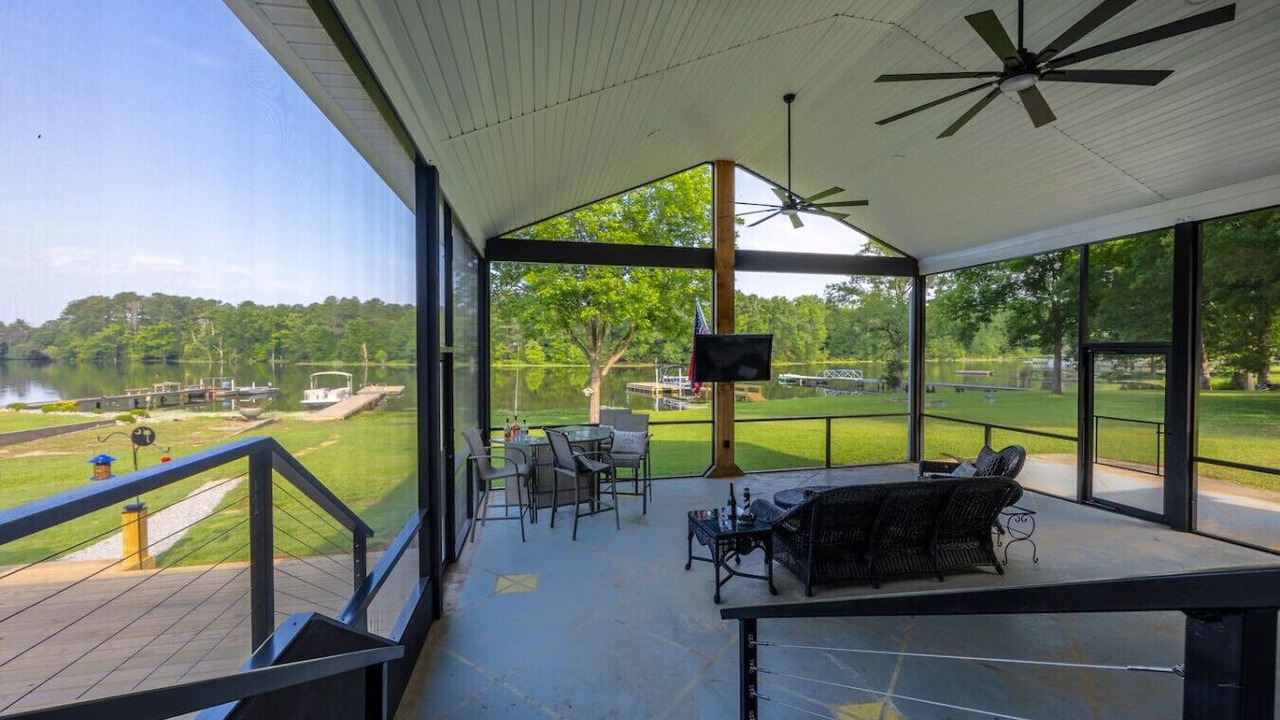 Photo of Outdoor in Saluda
