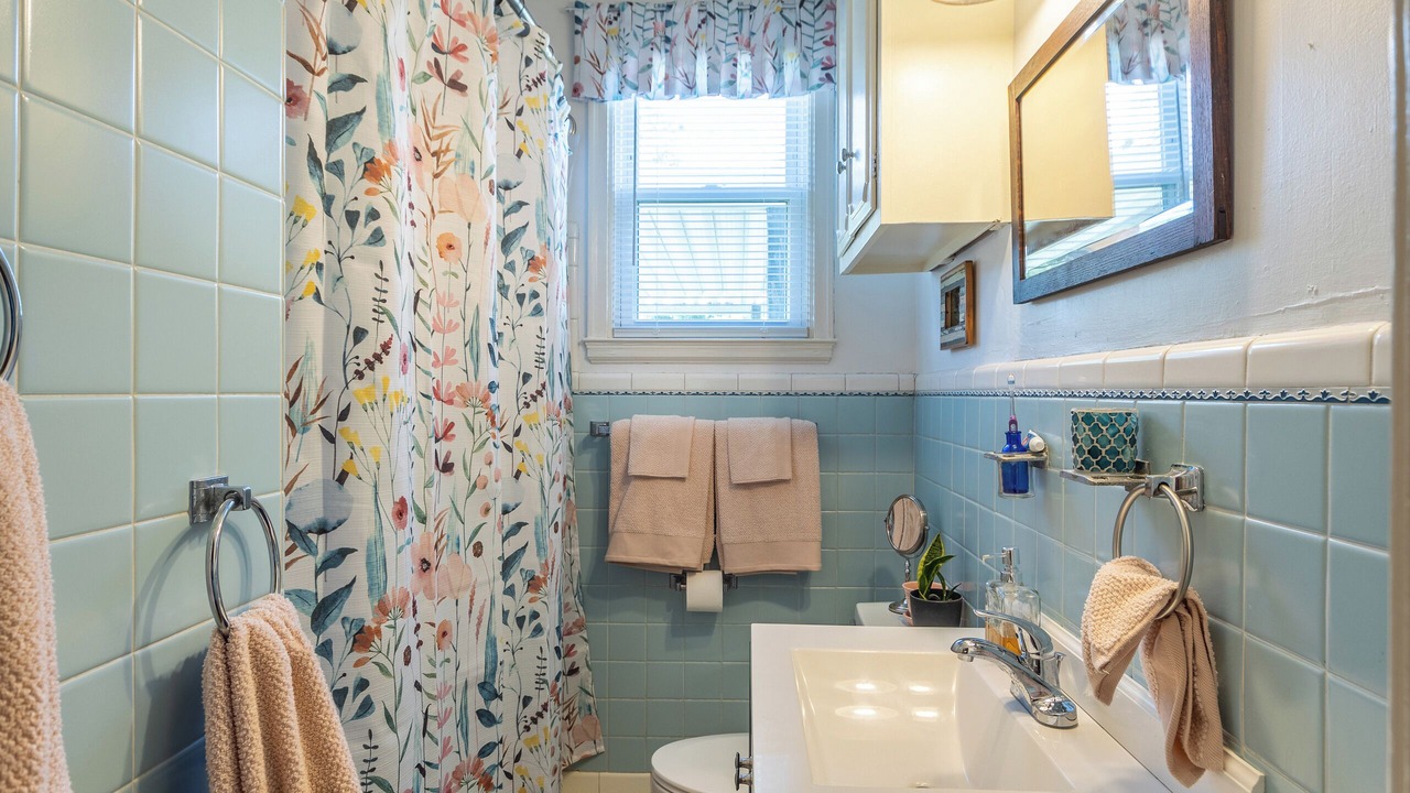 Photo of Bathroom in Summerville