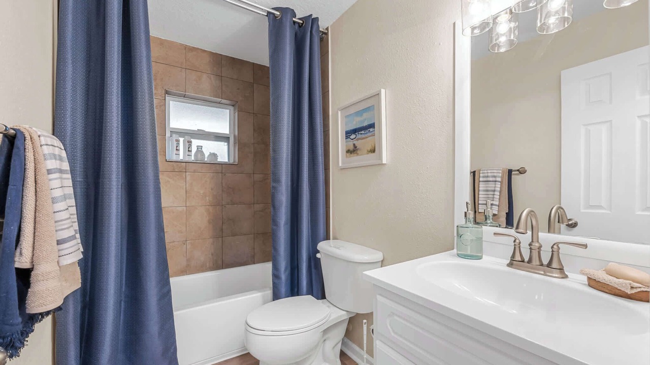 Photo of Bathroom in Cape Caneveral Beach Gardens