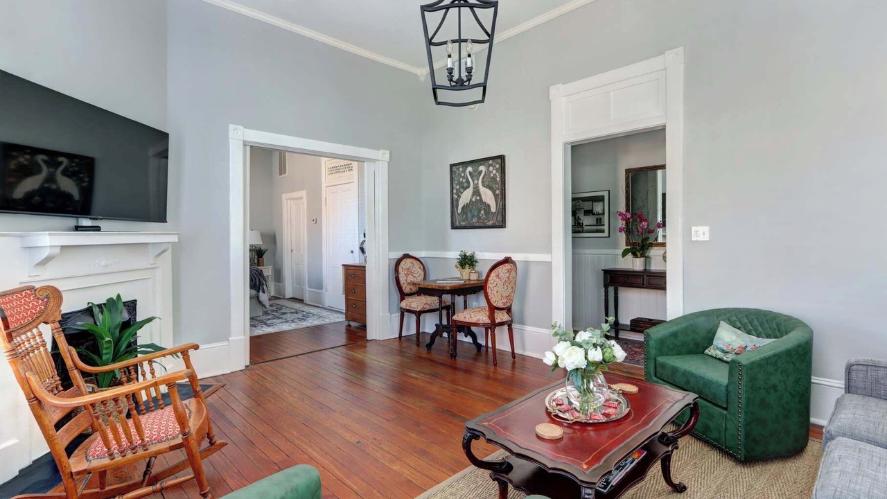 Photo of Livingroom in Hitch Village - Fred Wessels Homes