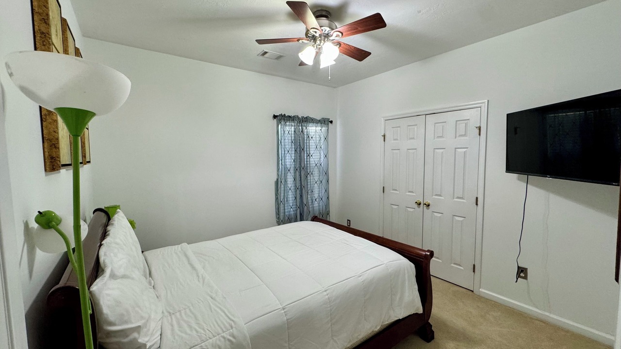 Photo of Bedroom in Grovetown