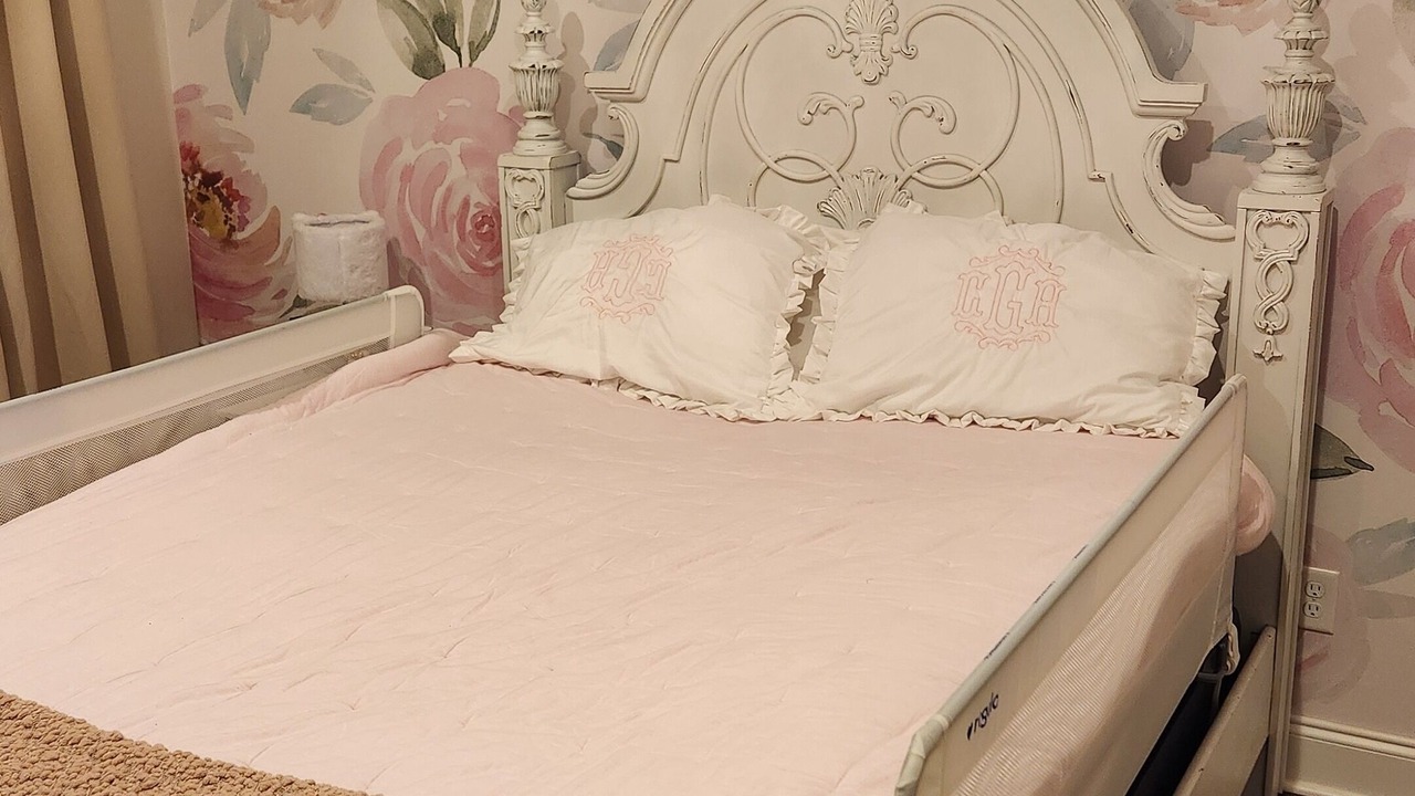 Photo of Bedroom in Edgefield