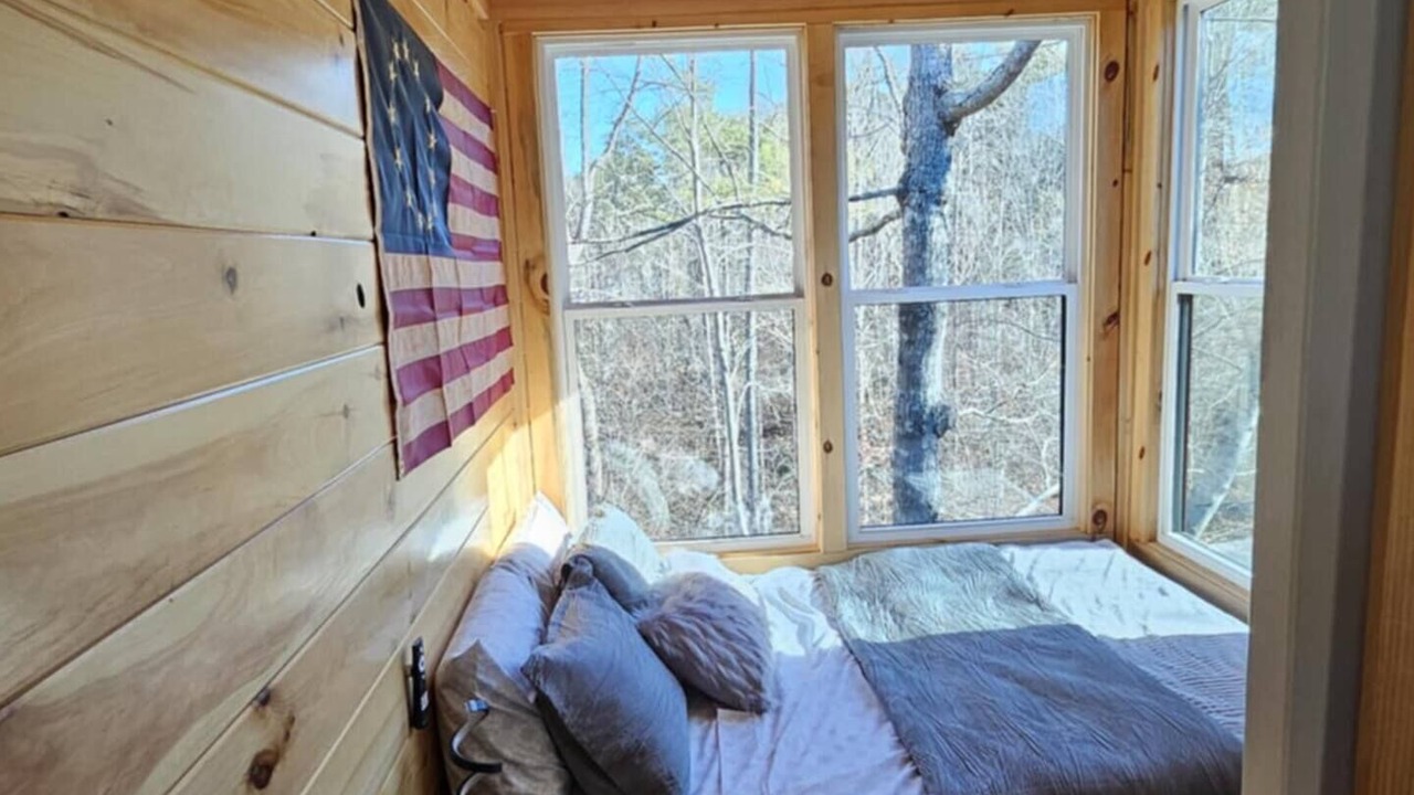 Photo of Bedroom in Six Mile