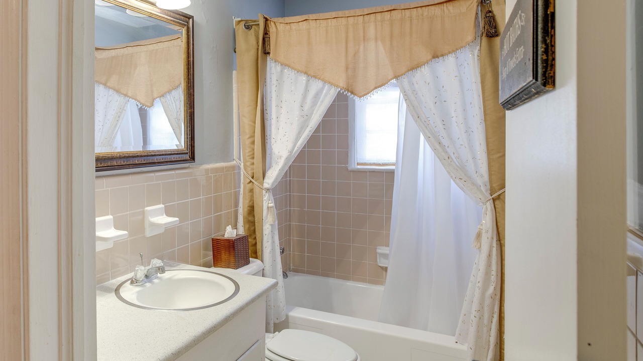 Photo of Bathroom in Columbia